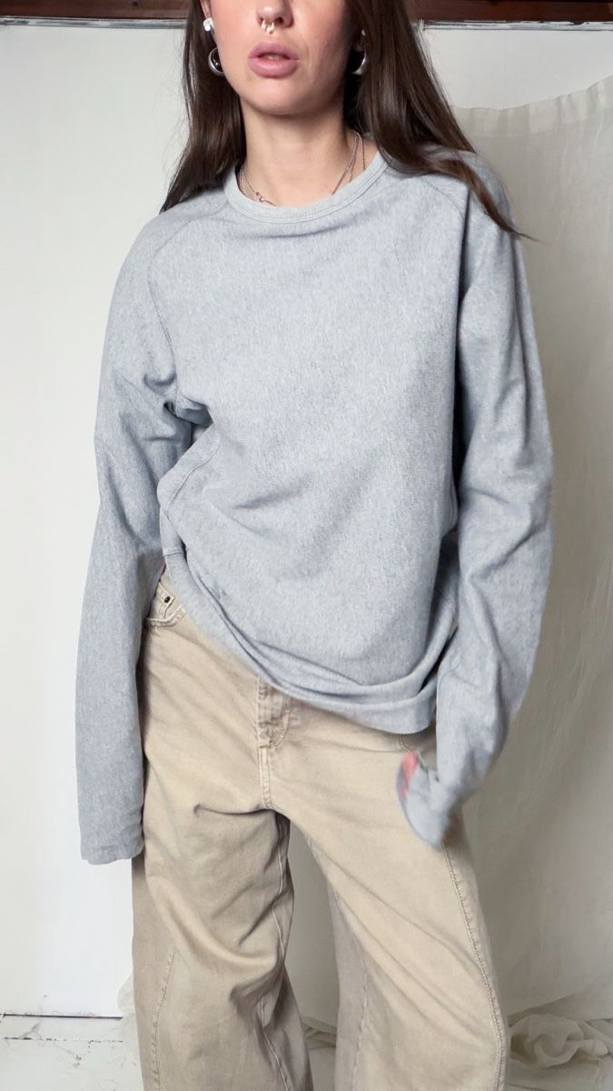 Maglioni & Felpe: Gap Pullover Sweater Gray Size M Long Sleeve Crew Neck – Usato da Knonau venduto da Grapesvintage