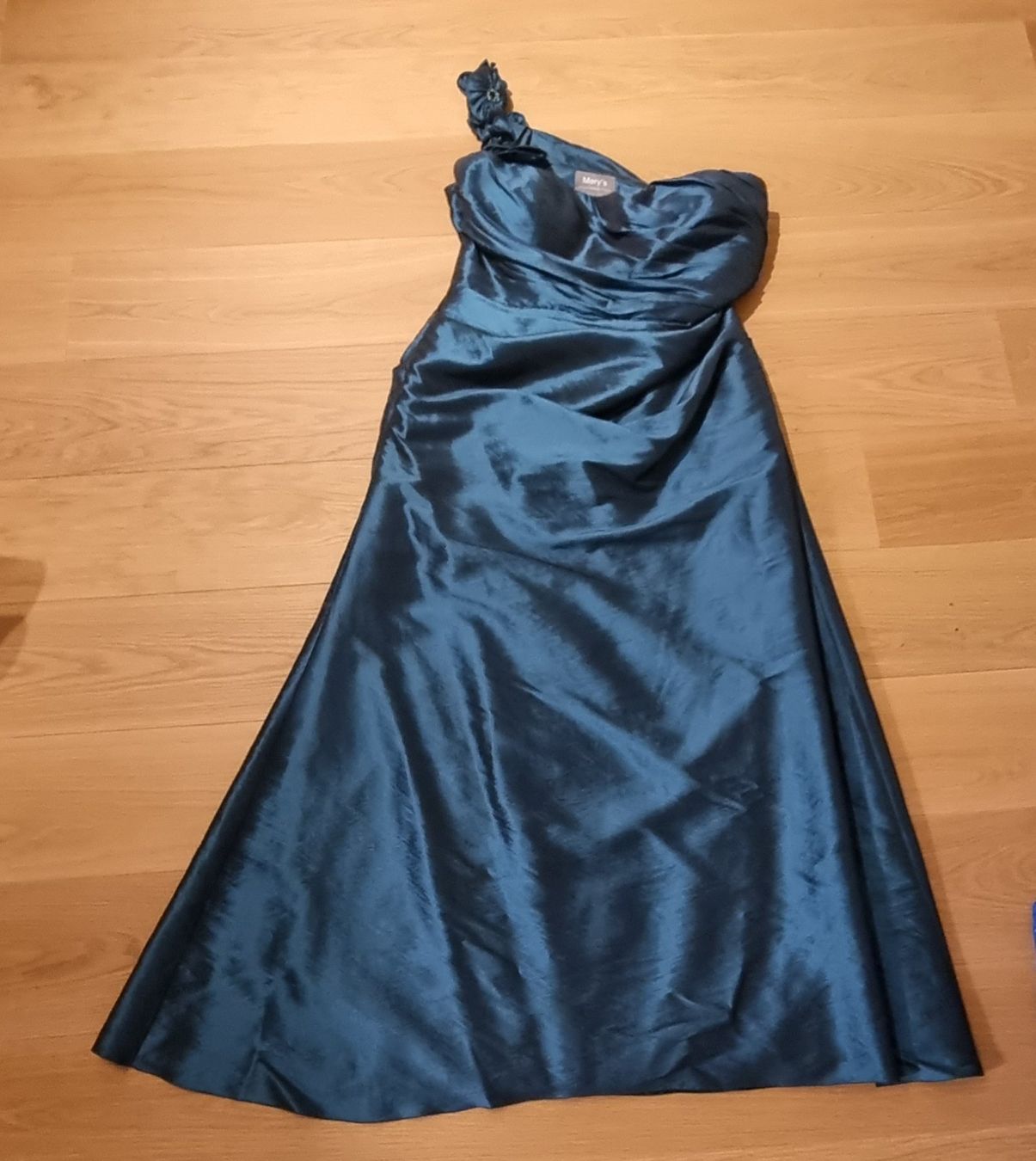 Vestiti: Merys Couture Abendkleid – Usato da Niederglatt ZH venduto da Carbon88 2