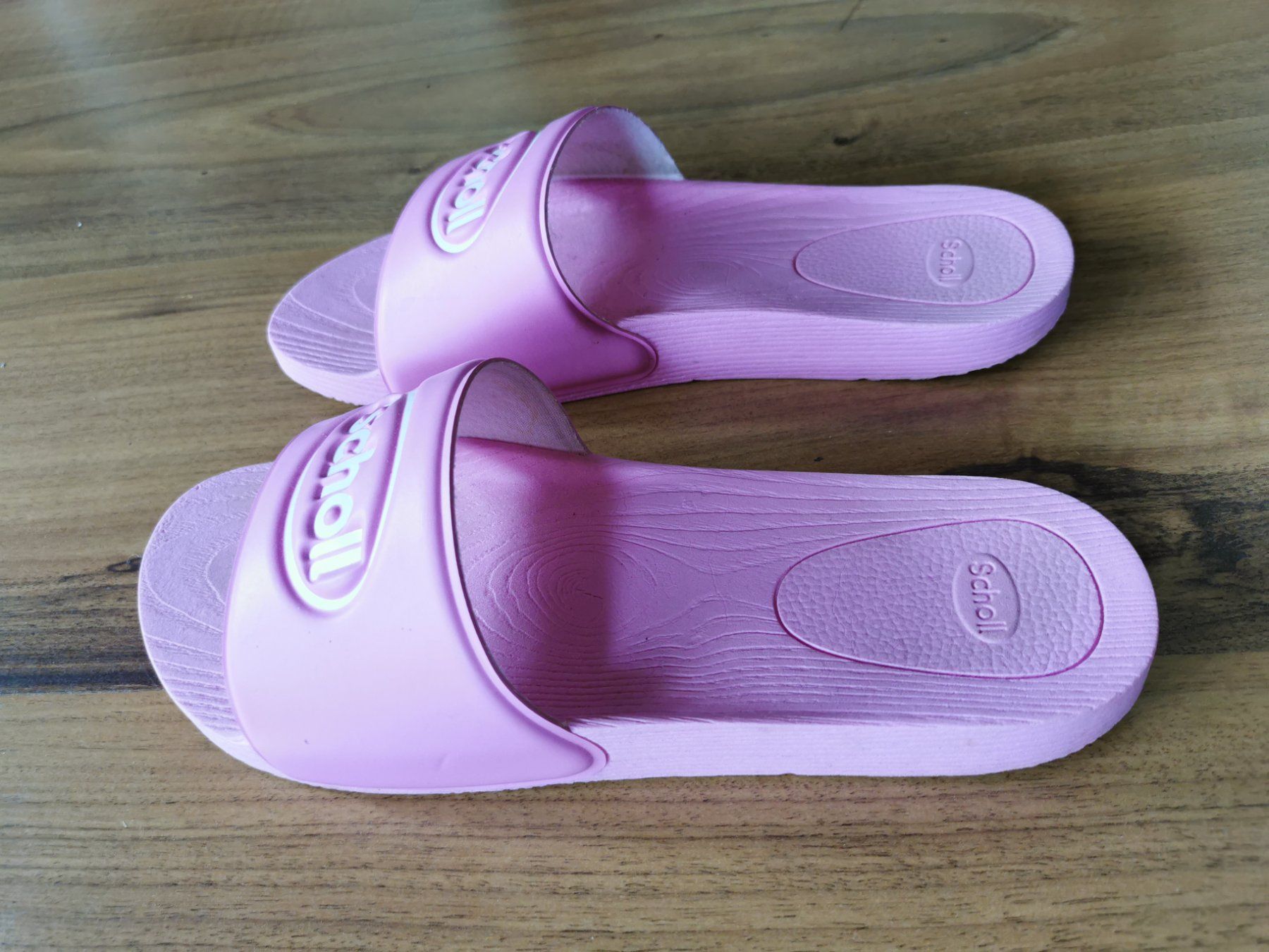 Scholl Scarpe da donna: Scholl Badeschuhe (Grösse 37) – Usato da Glattfelden venduto da sut_q8d2 2