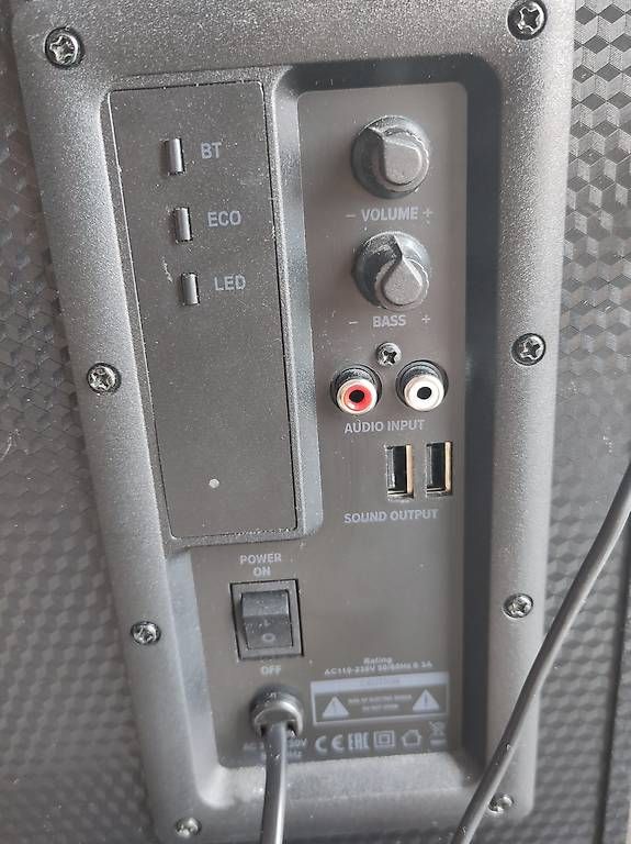 Lautsprecher: LED PC-Lautsprecher mit Bass – Gebraucht aus Balgach von Thatsboooo181 1