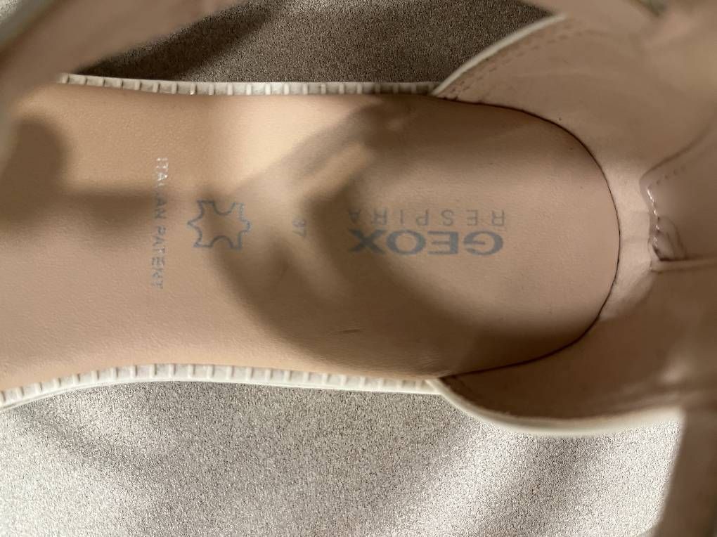 Damenschuhe: Geox Sandalen 37 – Gebraucht aus Luzern von La_Favorita 4