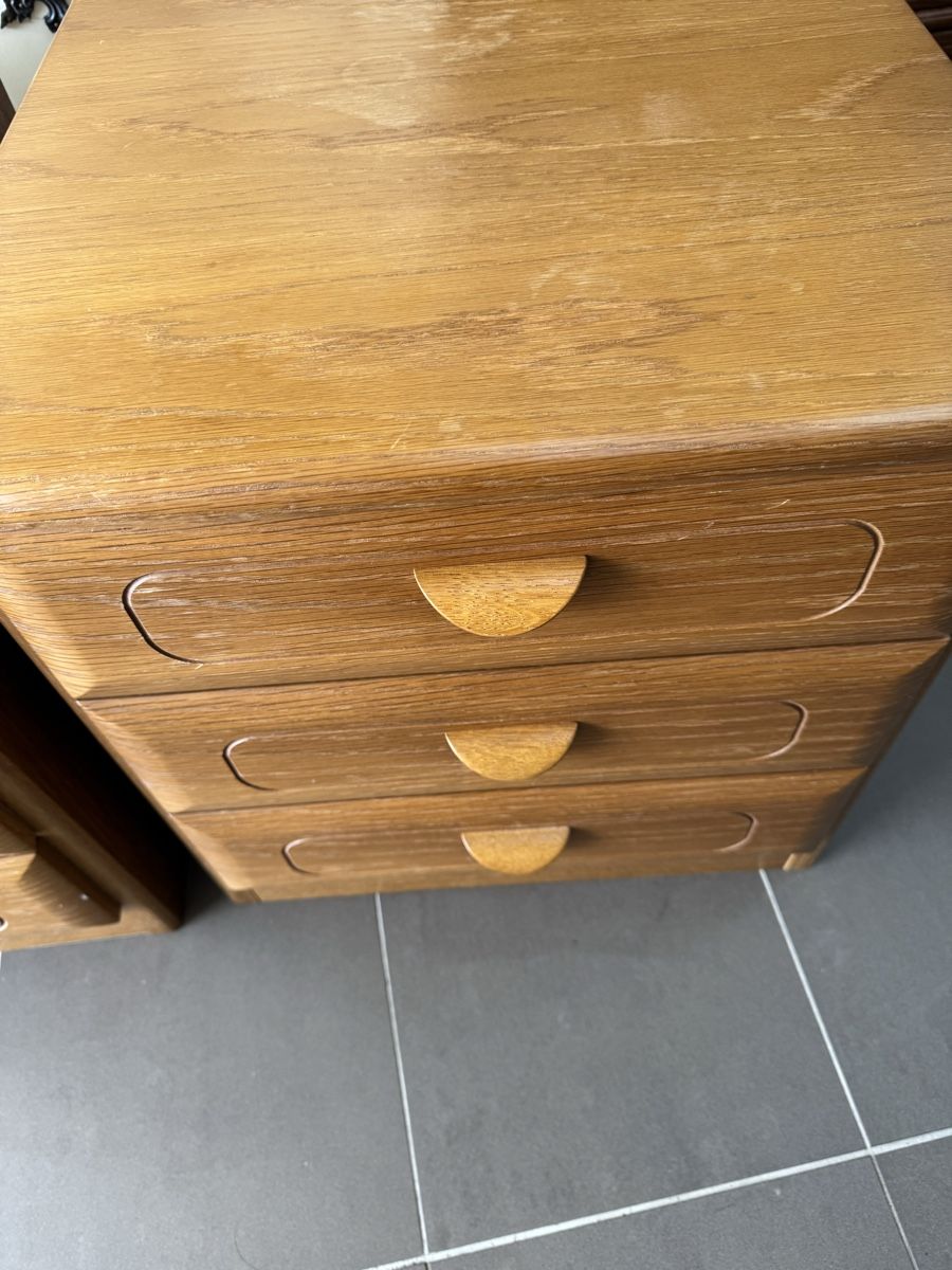Comodini: 2er Set Nachttischli / Eiche Holz – Usato da Oftringen venduto da Makeq 3