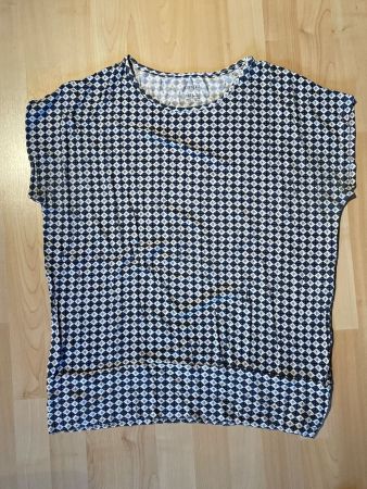 Damen T-Shirt mit Muster Grösse L guter Zustand