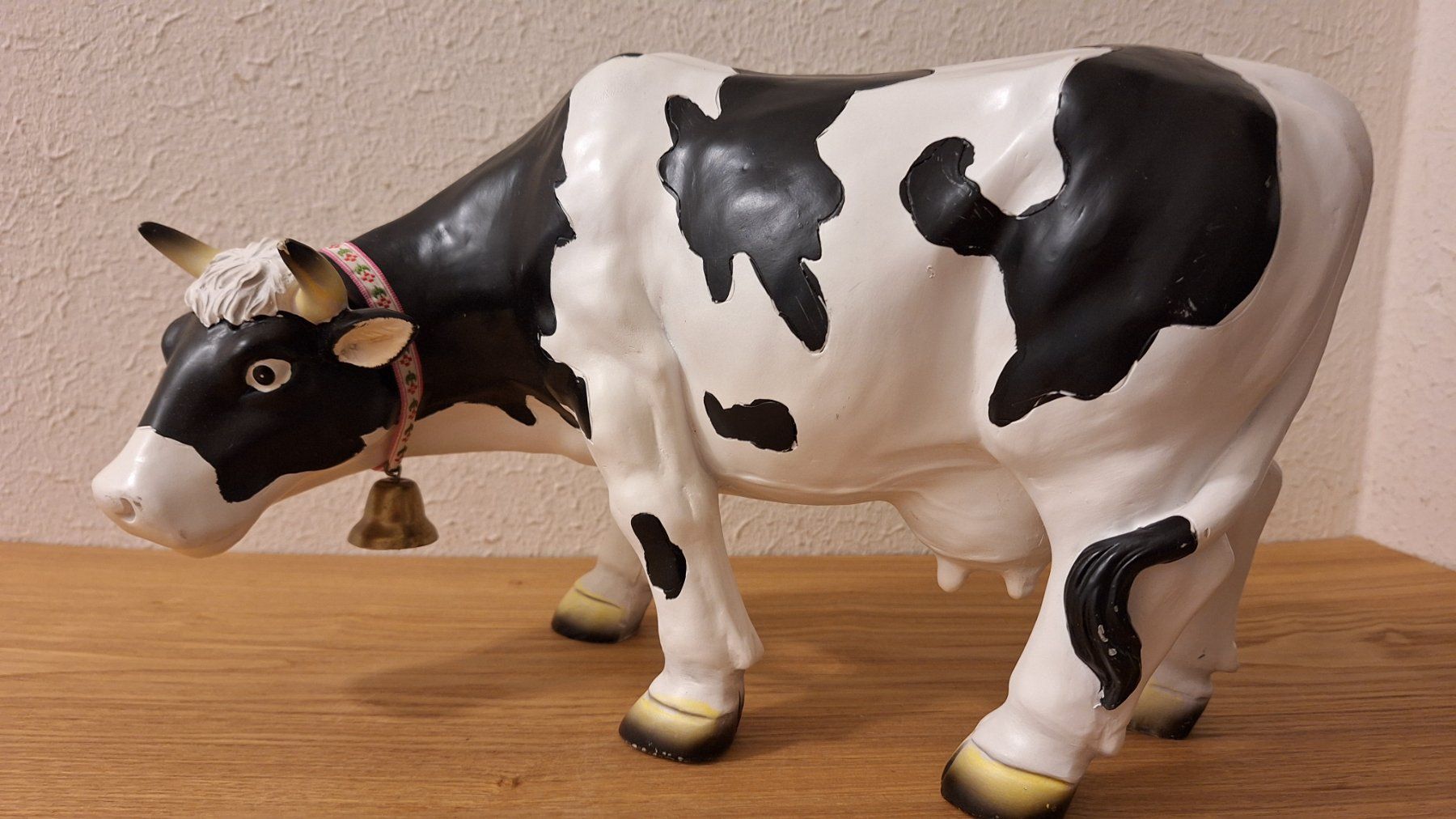 Statuette: Deko Kuh ,schwarz/weiss 35cm – Usato da Arlesheim venduto da shopradl
