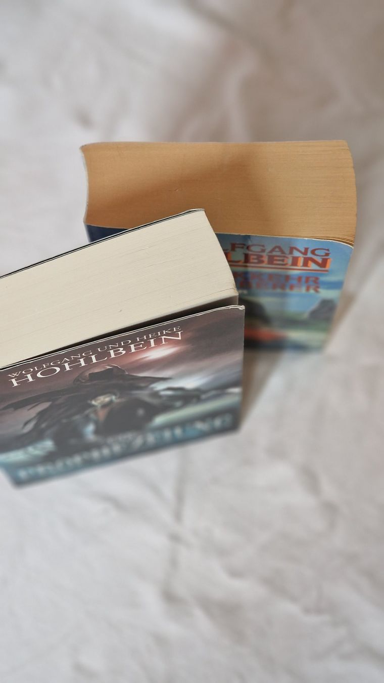 Libri: 7 Bücher von Hohlbein, auch einzeln möglich – Usato da Uitikon Waldegg venduto da Smeragol 6