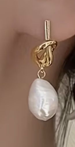 Orecchini pendenti & Orecchini a lobo: Schöne Perlen Ohrringe mit Goldknoten – Nuovo e nell'imballaggio originale da Saanen venduto da SoniaMichaela 5