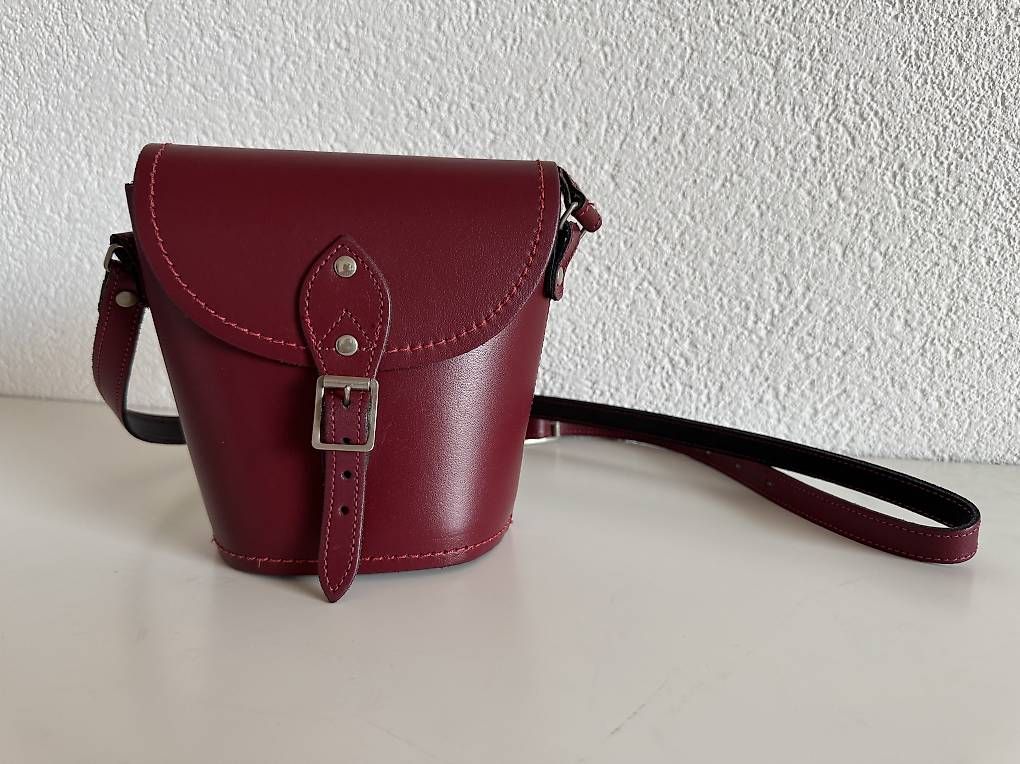 Borse da donna: Zatchels Handtasche Rot, Barrel Bag – Usato da Belp venduto da mar_d6w8