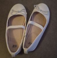 Girls H&M White Ballet Flats - Size 29 - Great Condition!