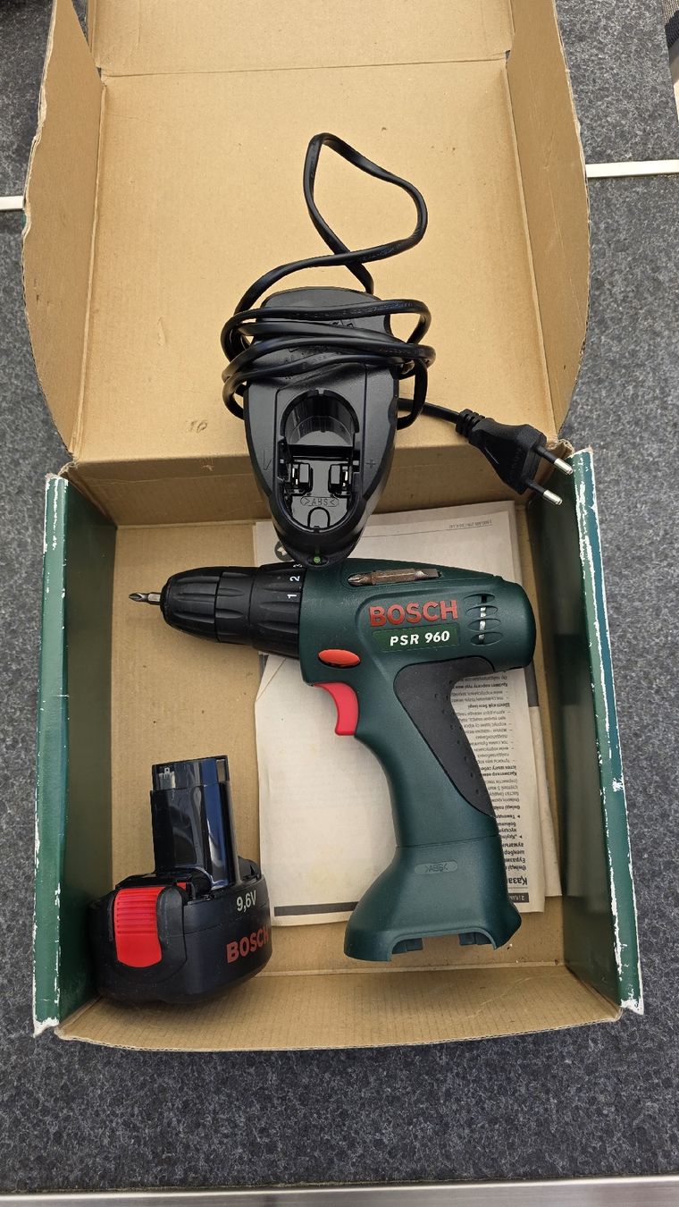 Bosch Trapani: Bosch PSR 960 Akkuschrauber 9.6V – Usato da Andelfingen venduto da boss_89