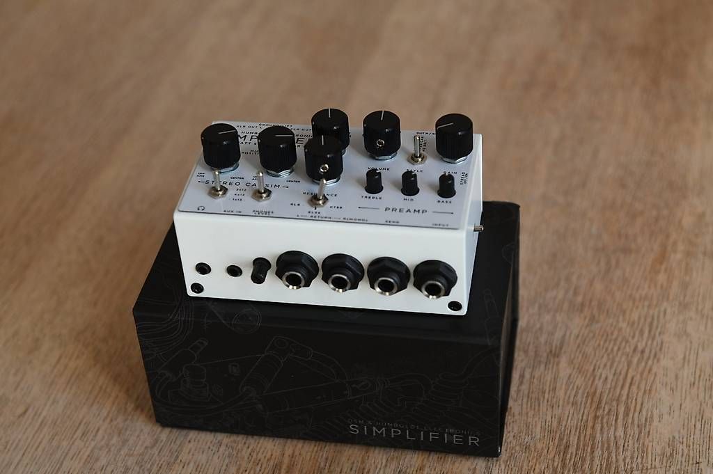Strumenti musicali: Préampli DSM & Humboldt Electronics Simplifier – Usato da St-Sulpice VD venduto da mahamurkha 1