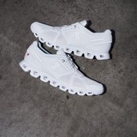 38 ON Shoes 100% new 