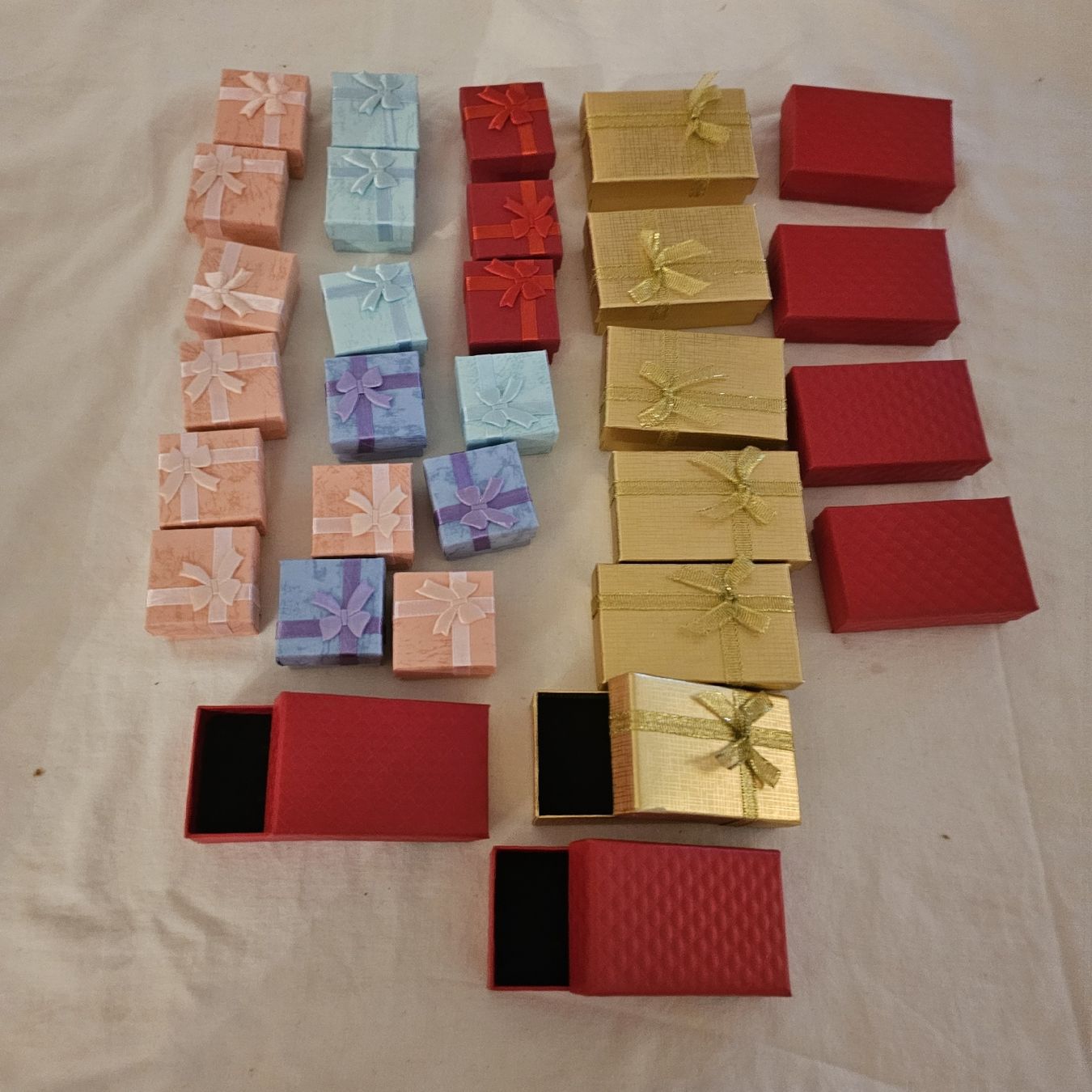 Coffrets à bijoux: 30 stück schmuck Kästchen  – Neuf avec emballage d'origine à wolfhalden par 46464646
