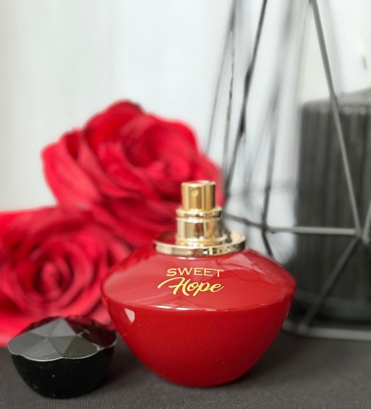 Profumi & Eau de Toilette: La Rive Sweet Hope Eau de Parfum – Usato da Dänikon ZH venduto da tug_m9b6 1