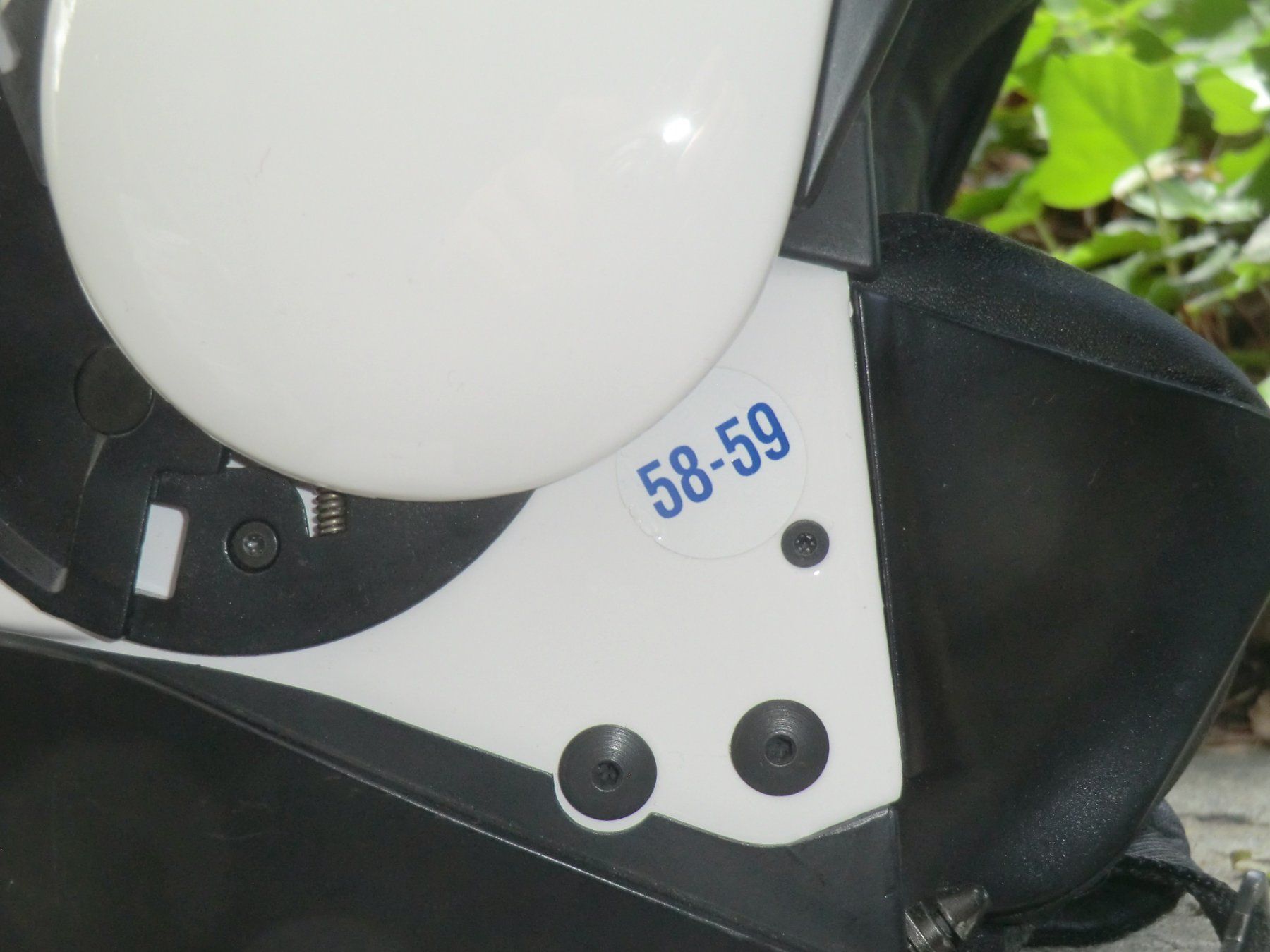 BMW Caschi & visiere: BMW System Helm Evo 4 - Gr. 58-59 weiss – Usato da Winterthur venduto da 8811 3