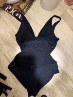 Damen Badeanzug tiefes V-Ausschnitt Black