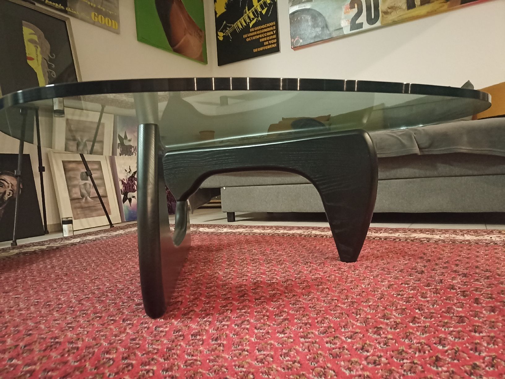 Vitra Tische: Isamu Noguchi Couchtisch – Gebraucht aus Oberdorf BL von