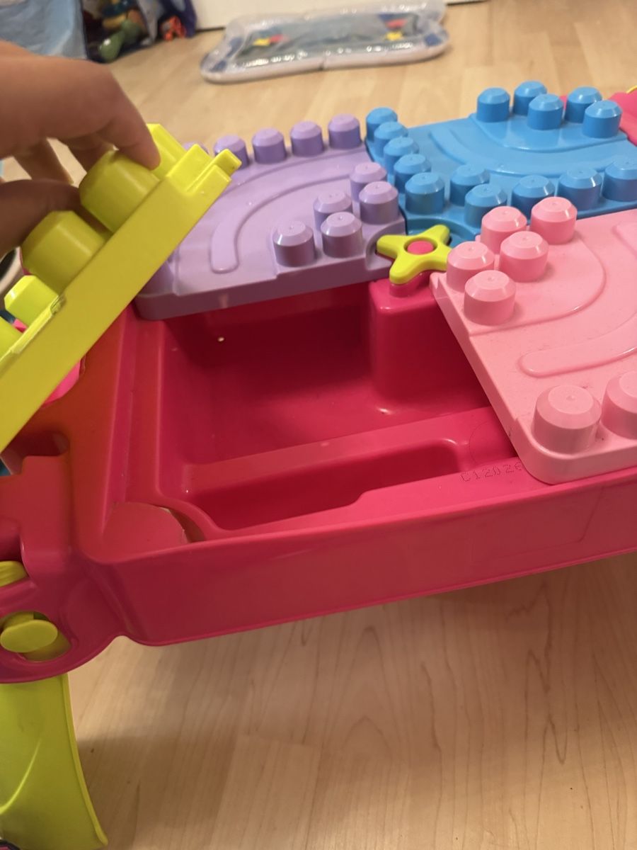 Spielzeuge: Mega Bloks Build n Learn Table – Pink – Gebraucht aus Wohlen AG von bongo8nunu 5