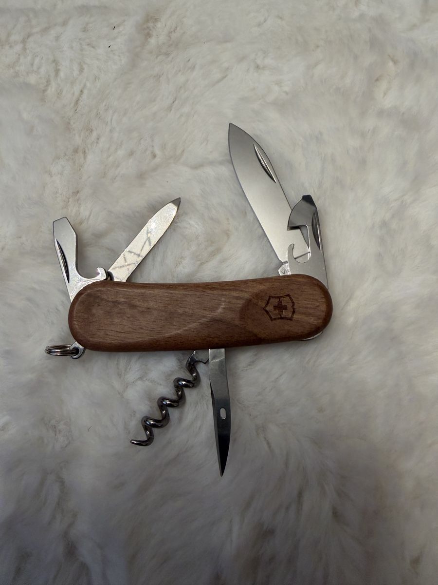 Victorinox Coltelli tascabile: Neues Sackmesser Evolution 10 Wood! – Nuovo e nell'imballaggio originale da Zug venduto da specki5 6