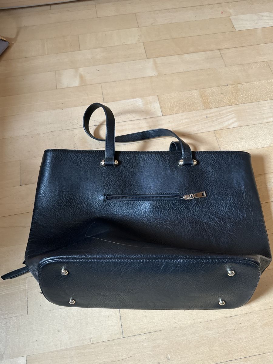 Borse da donna: Geräumige Handtasche – Usato da Hergiswil NW venduto da kaufe_at_kaufmann 2