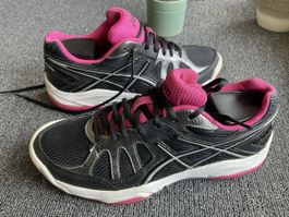 ASICS GEL femme taille 39.5 noir et rose