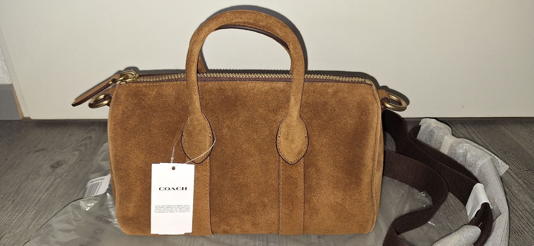 Coach Sacs: Coach Compass 25 suede brown – Neuf avec emballage d'origine à Wilen b. Wollerau par kat_35 2