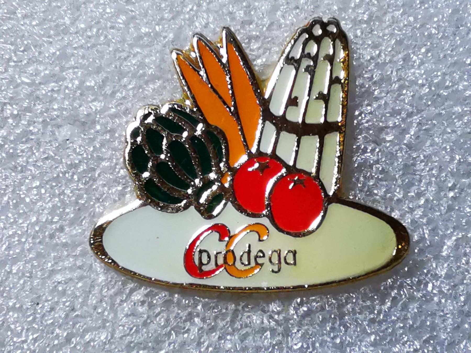Placchette & Badge: Ansteckpin 58: Prodega – Usato da Oppligen venduto da Pin-Fall-Shop