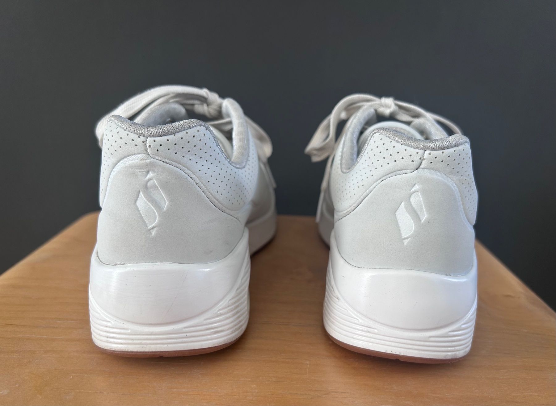 Skechers Scarpe per ragazzi: Sneacker, Marke: Skechers, Gr. 34 – Usato da Kloten venduto da Codewarrior 4
