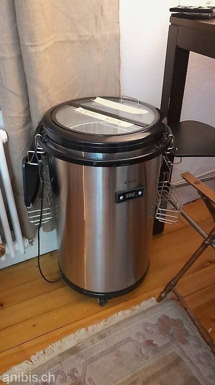 Frigoriferi: Frigo à boisson 50L sur roulette – Nuovo (secondo la descrizione) da Romainmôtier venduto da PanPan