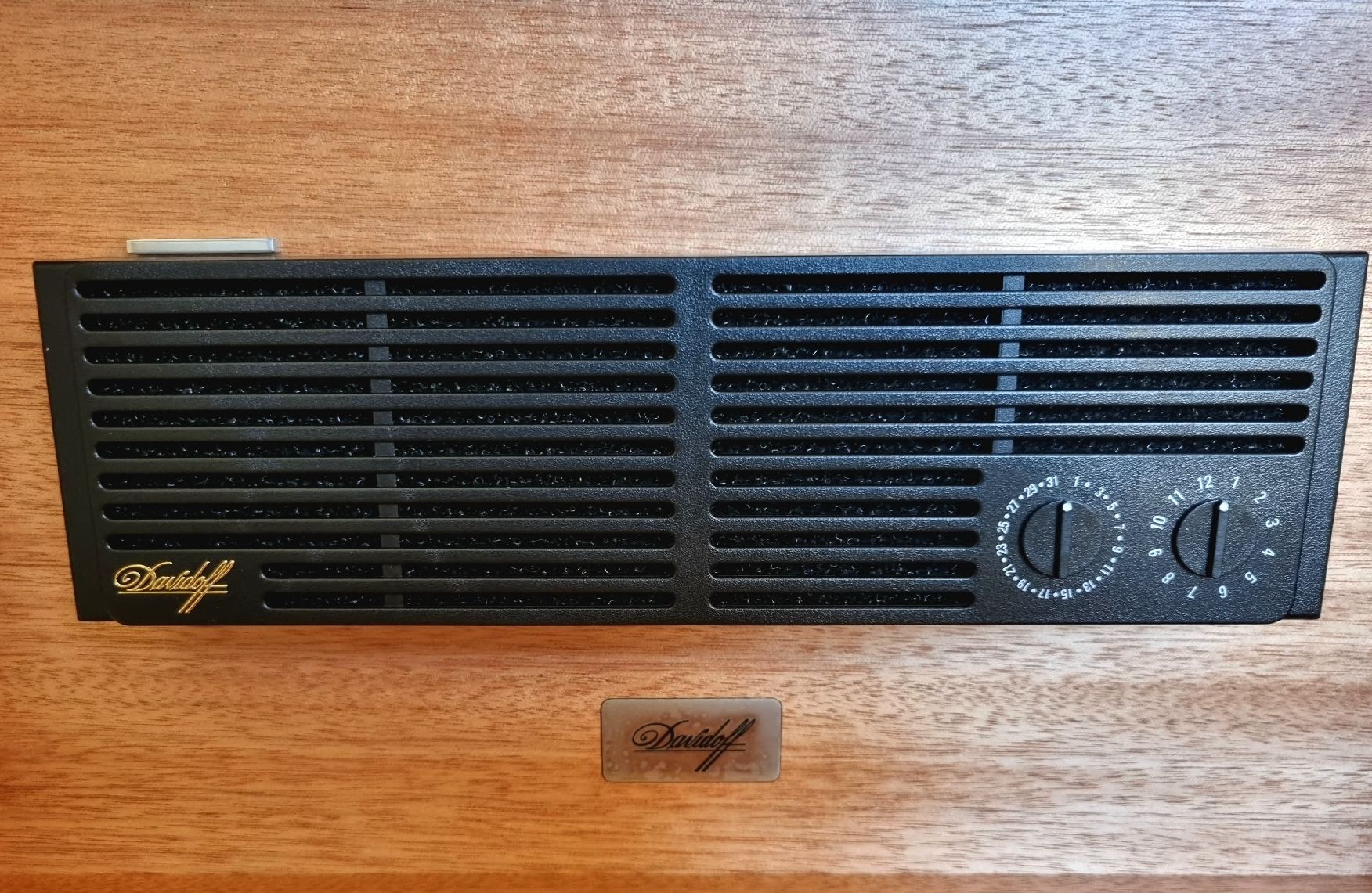 Davidoff Humidore: Davidoff Humidor Ambassador Macassar – Neu und originalverpackt aus Lausanne von Kitisushi 4