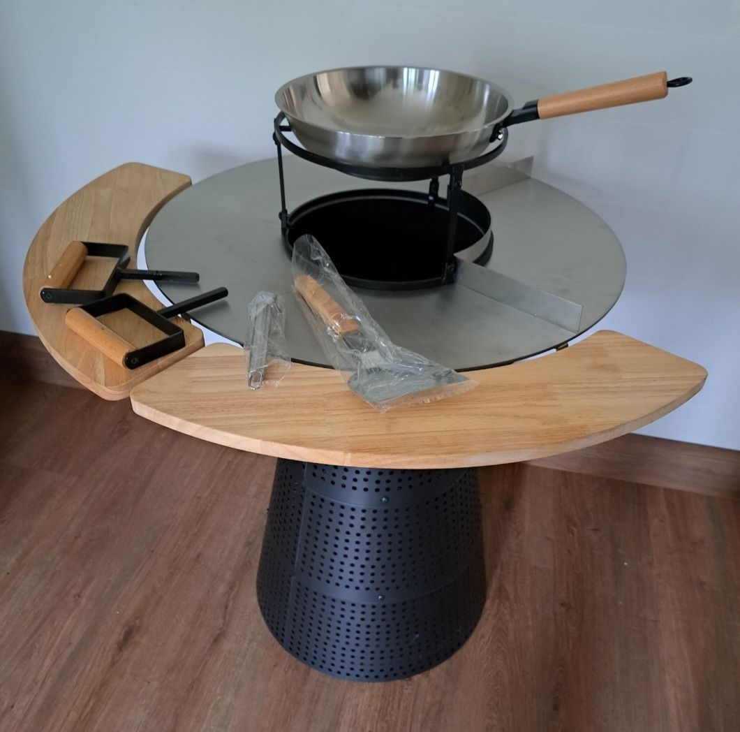 Feuerschale: Feuerschale mit Grillplatte und Wok / Plancha Grill – Neu und originalverpackt aus Reinach BL von HeTra20