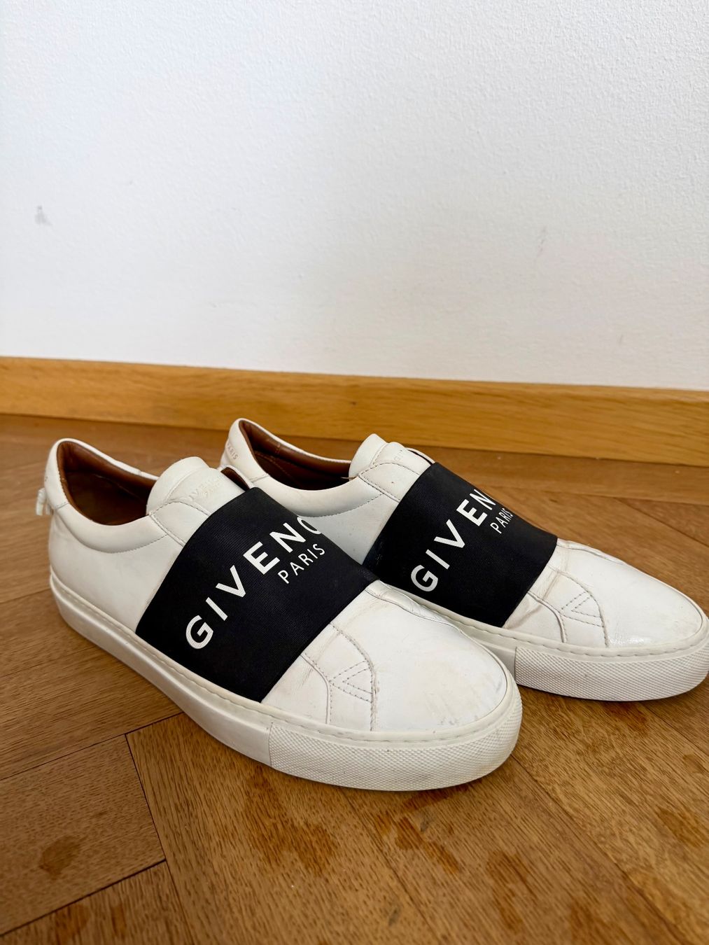 Givenchy Scarpe da uomo: Givenchy Sneakers - come nuove - Taglia 41 – Usato da Lugano venduto da can_xdd8 8