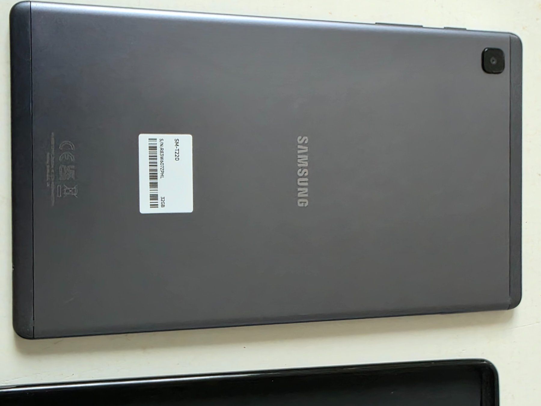Samsung Tablettes PC: Tablet A7 lite Wi-Fi SM-T220 – Neuf (Voir description) à Hunzenschwil par swissladyshop 2