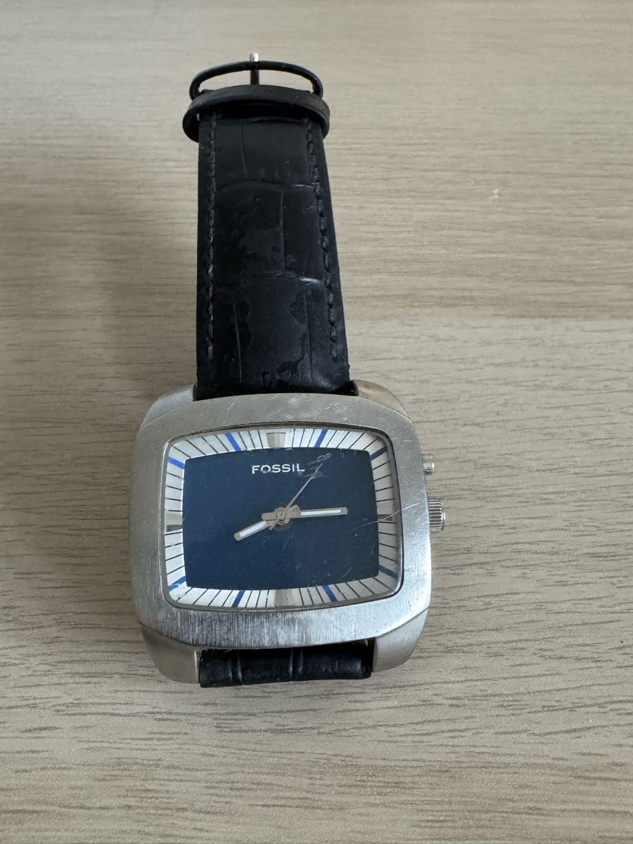 Fossili: Fossil watch – Usato da Genève venduto da dan_yjm7 1