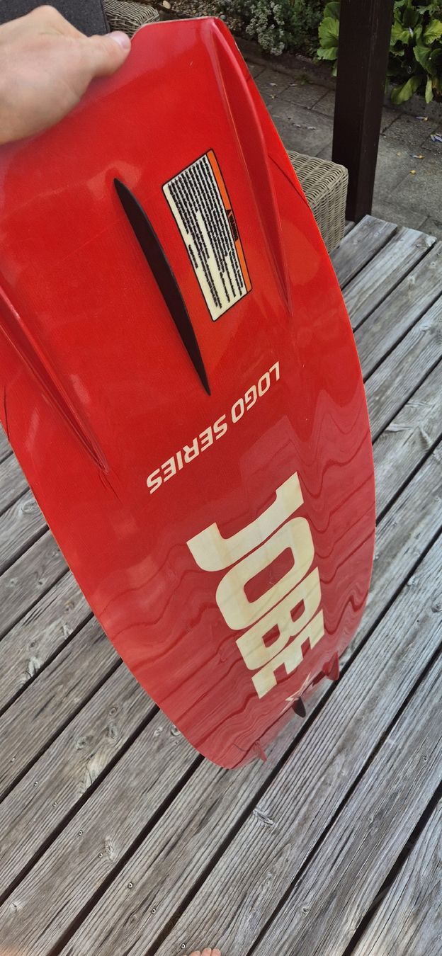 Surfboards & Schwimmbrette: Jobe Logo Series Wakeboard 138cm mit Bindung – Gebraucht aus Wolfhausen von Lele4000 3