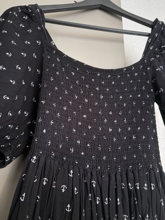 Schwarzes Kleid mit Anker-Print Grösse S neuwertig