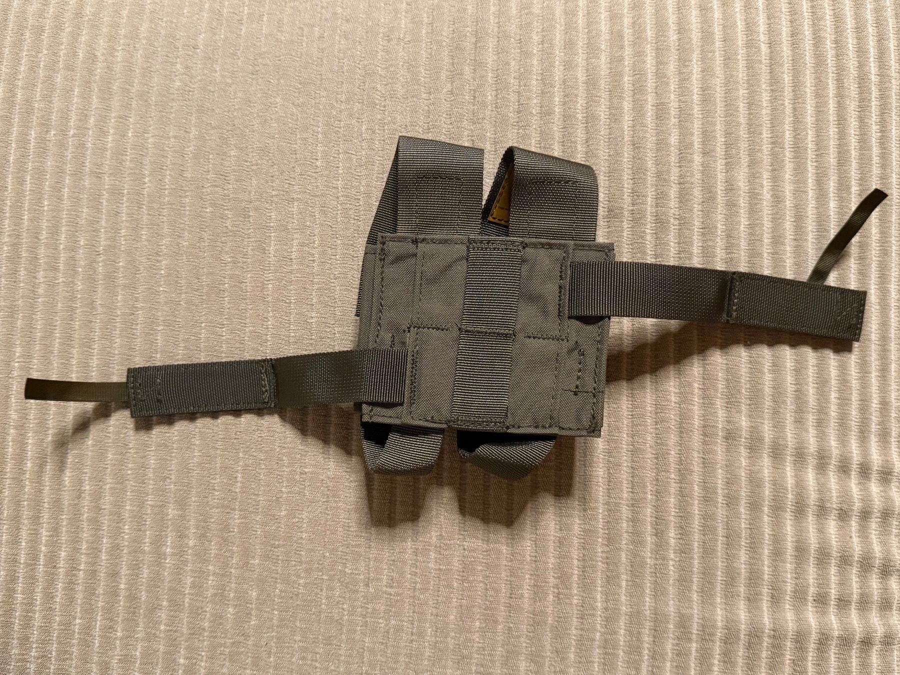 Schweizer Armee Uniformen: Tasche 40mm/IK horizontal MBAS - Schweizer Armee – Neu (gemäss Beschreibung) aus Brütten von Hst1 3