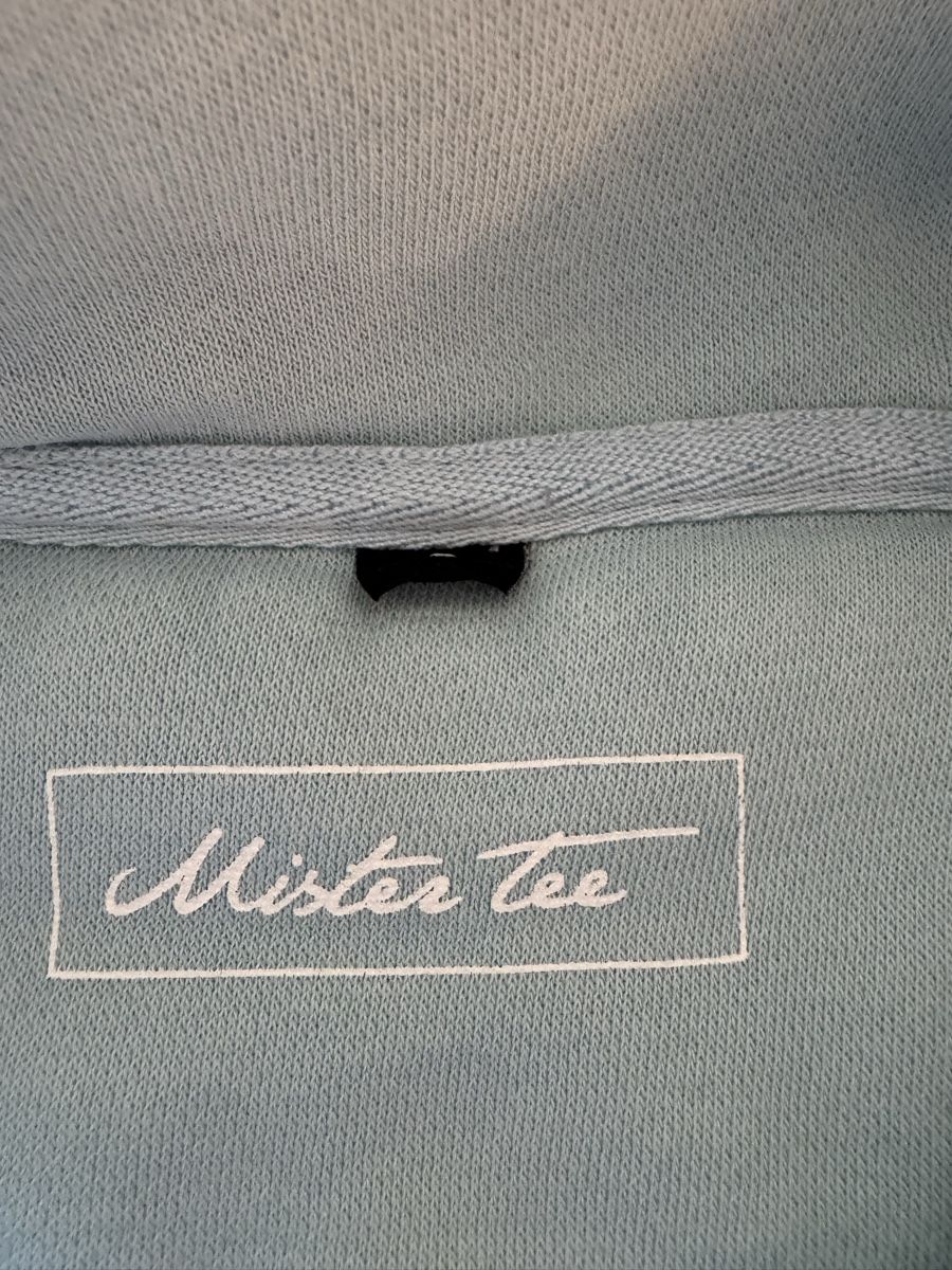 Maglioni & Felpe: Sweat à capuche Mister Tee bleu clair avec imprimé taille L – Usato da Fribourg venduto da Veronique22 2