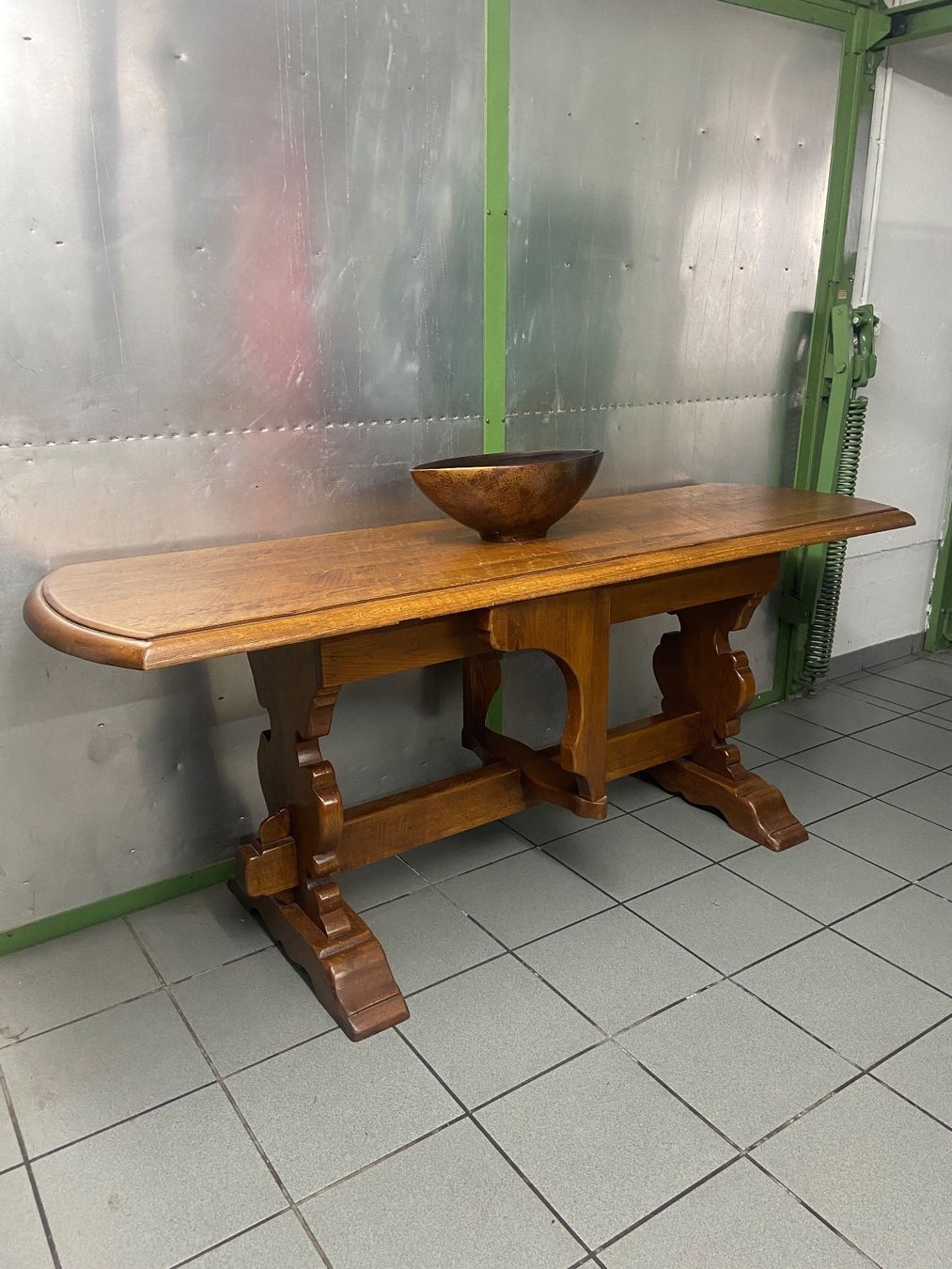 Tavoli: Antiker Holztisch, Esstisch, massiv, Eiche, rustikal – Usato da St. Gallen venduto da Moe96