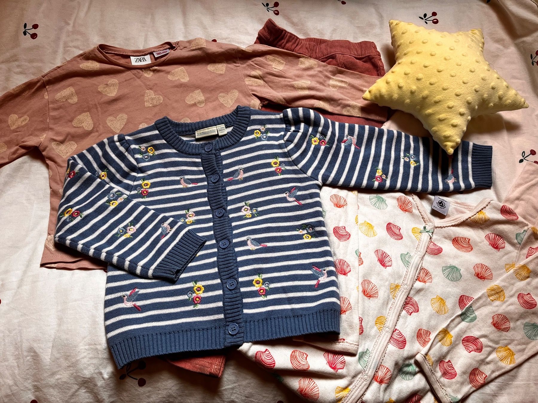Lotti & Set di vestiti: BEAUTIFUL bundle - Petit Bateau/JoJo Maman Bébé/Zara – Usato da Genève venduto da dmt_y25y
