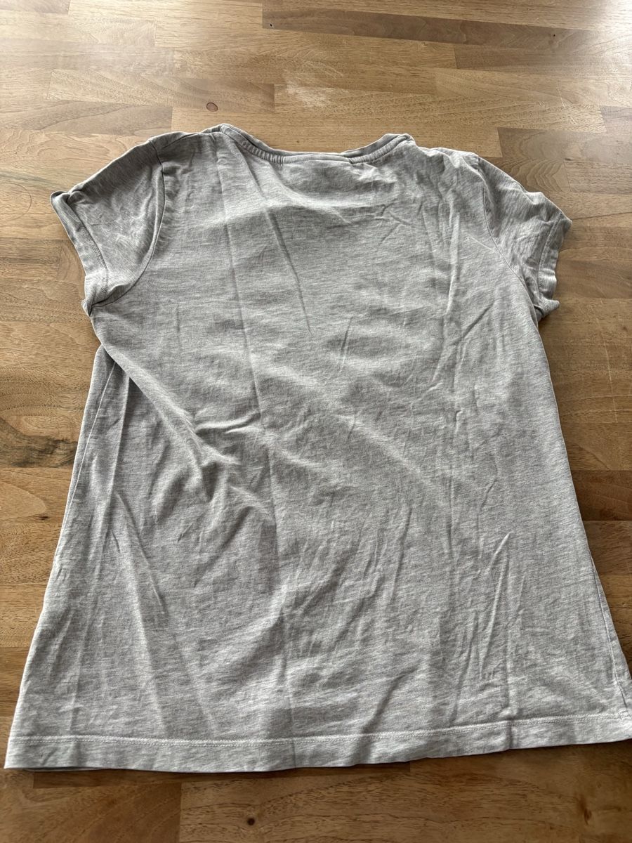 Peak Performance T-shirt: Peak Performance tshirt Damen Gr S – Usato da Hersiwil venduto da lambretta86 3