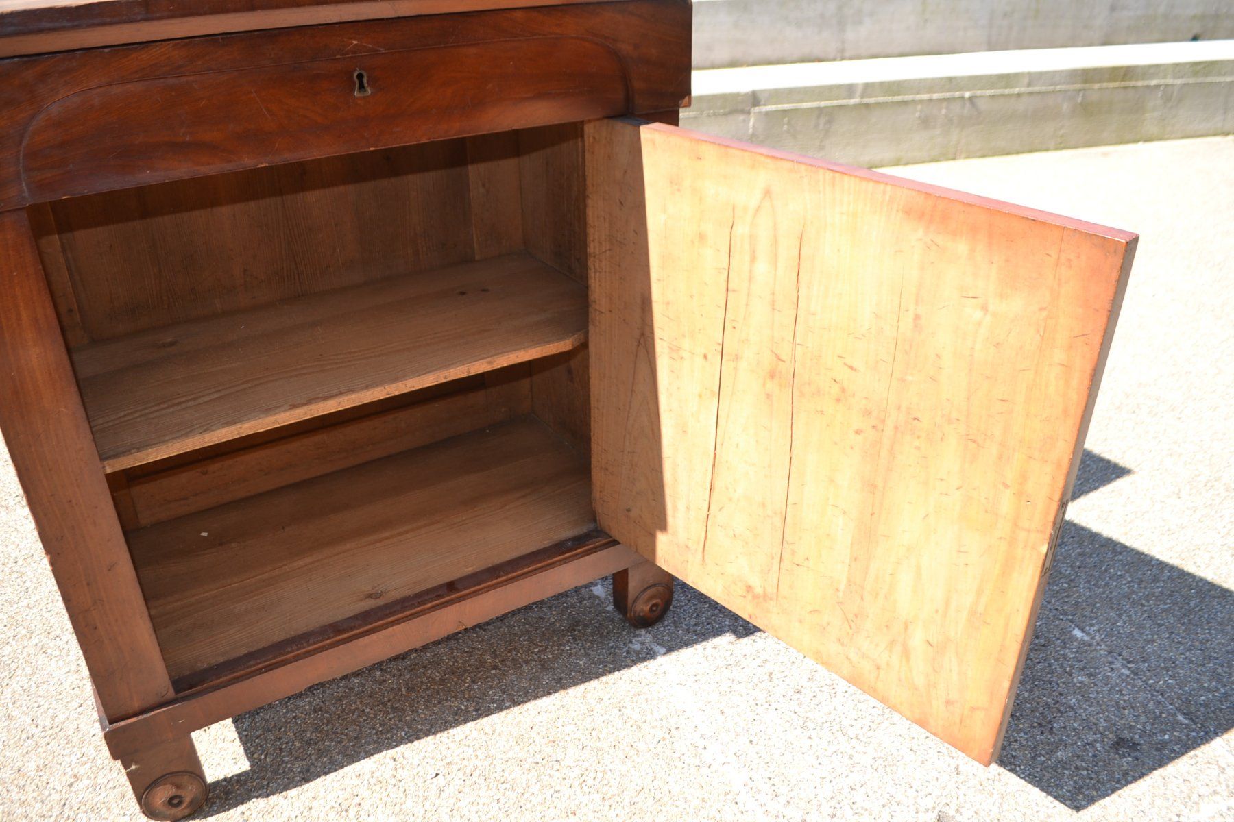 Kommoden: Kommode Biedermeier Nussbaum – Gebraucht aus Wil SG von Athi 5