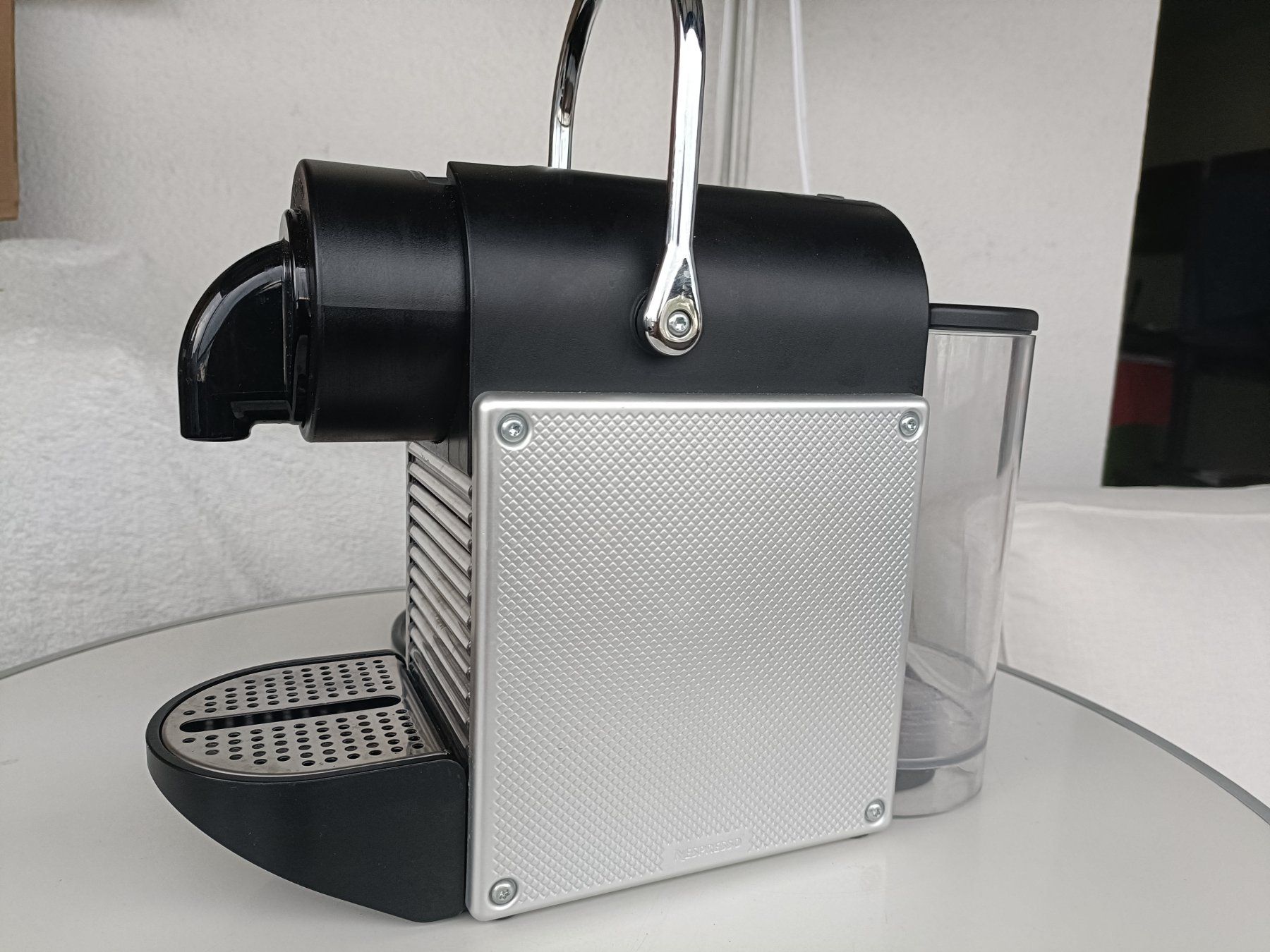 König Macchine per caffè & Macchine per espresso: KÖNIG PIXIE - "Nespresso" - Schöner Zustand - Made in Suisse – Usato da Rümlang venduto da Platin-Cooper