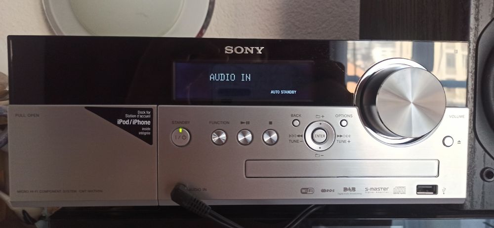 Sony Digital Radio Micro Hi-Fi System CMTMX750 