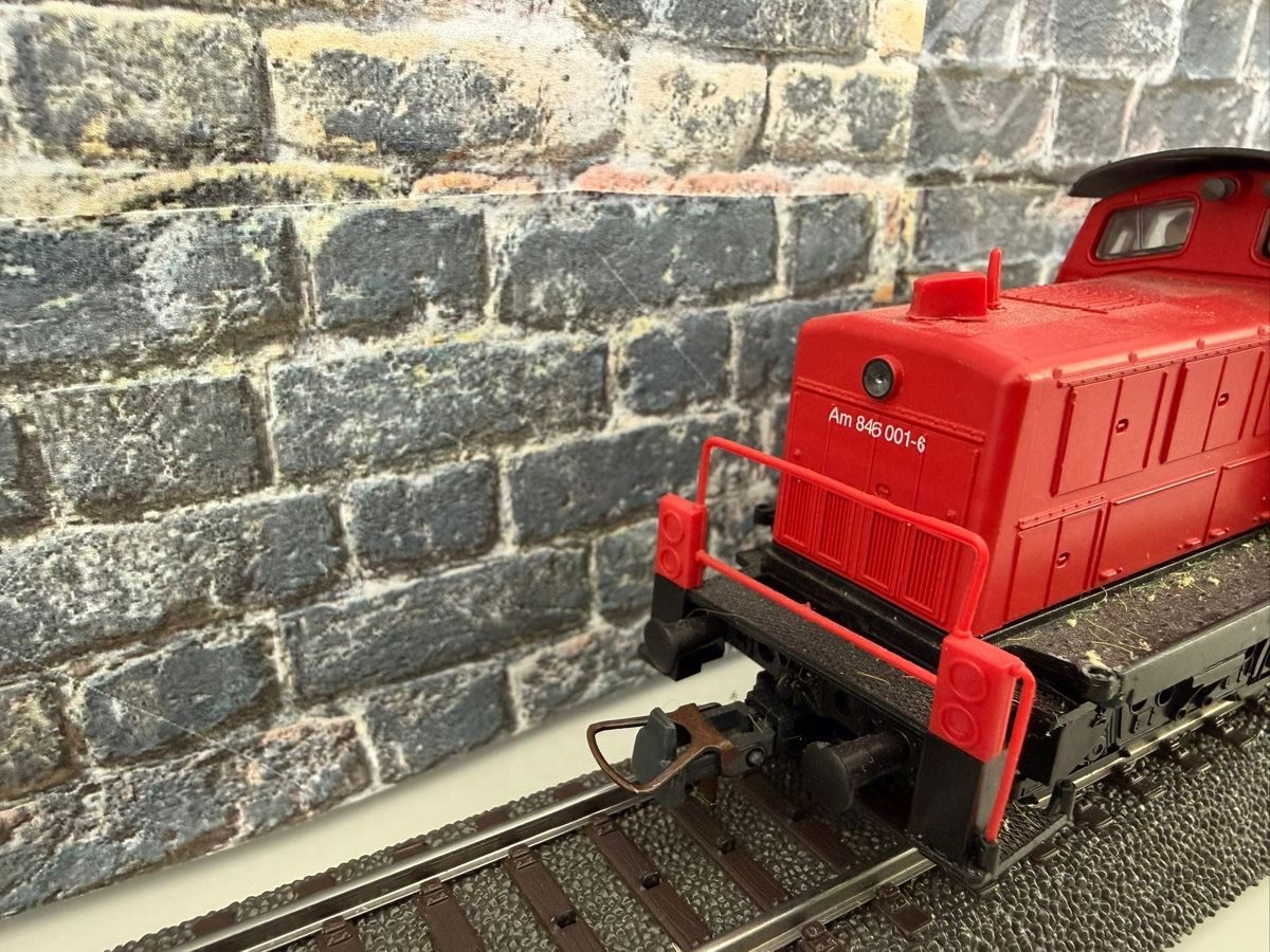 Roco Modellini di ferrovie: Roco Diesellok HO Gleichstrom – Difettoso da Altdorf UR venduto da modellbau-widmer 2