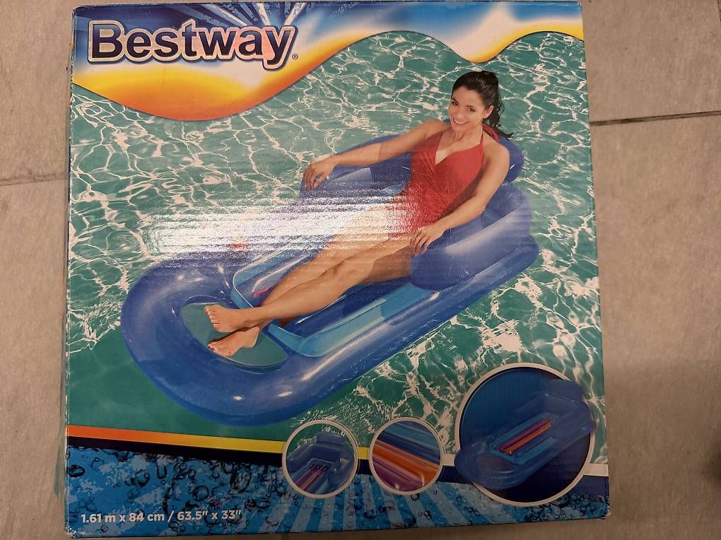 Schwimmringe: Lot de 2 matelas pneumatiques – Gebraucht aus Montreux von MaisonMonteCarlo