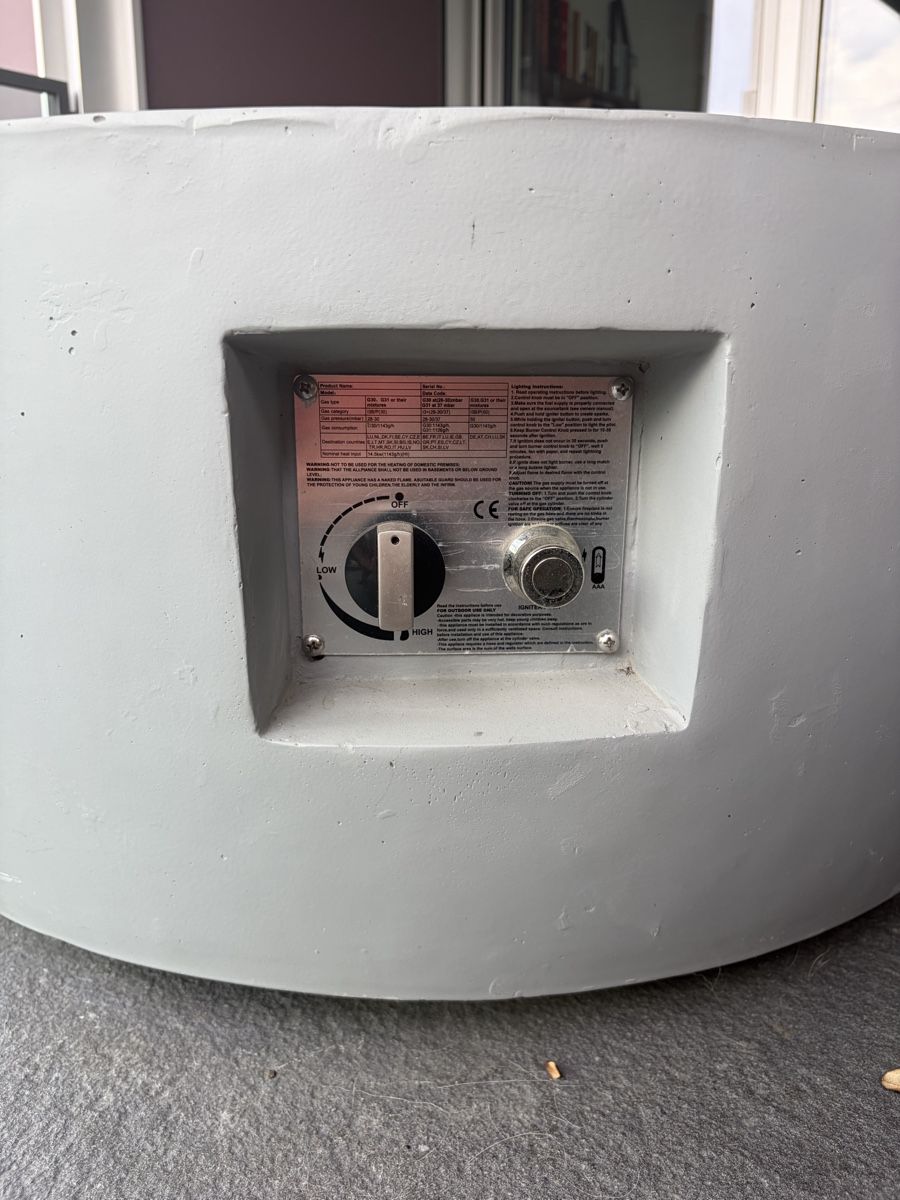 Cheminée: Grey gas fire pit, easy use, in good condition  – Gebraucht aus Zürich von MariaJC 4