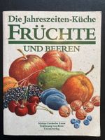Die Jahreszeiten-Küche Früchte und Beeren.