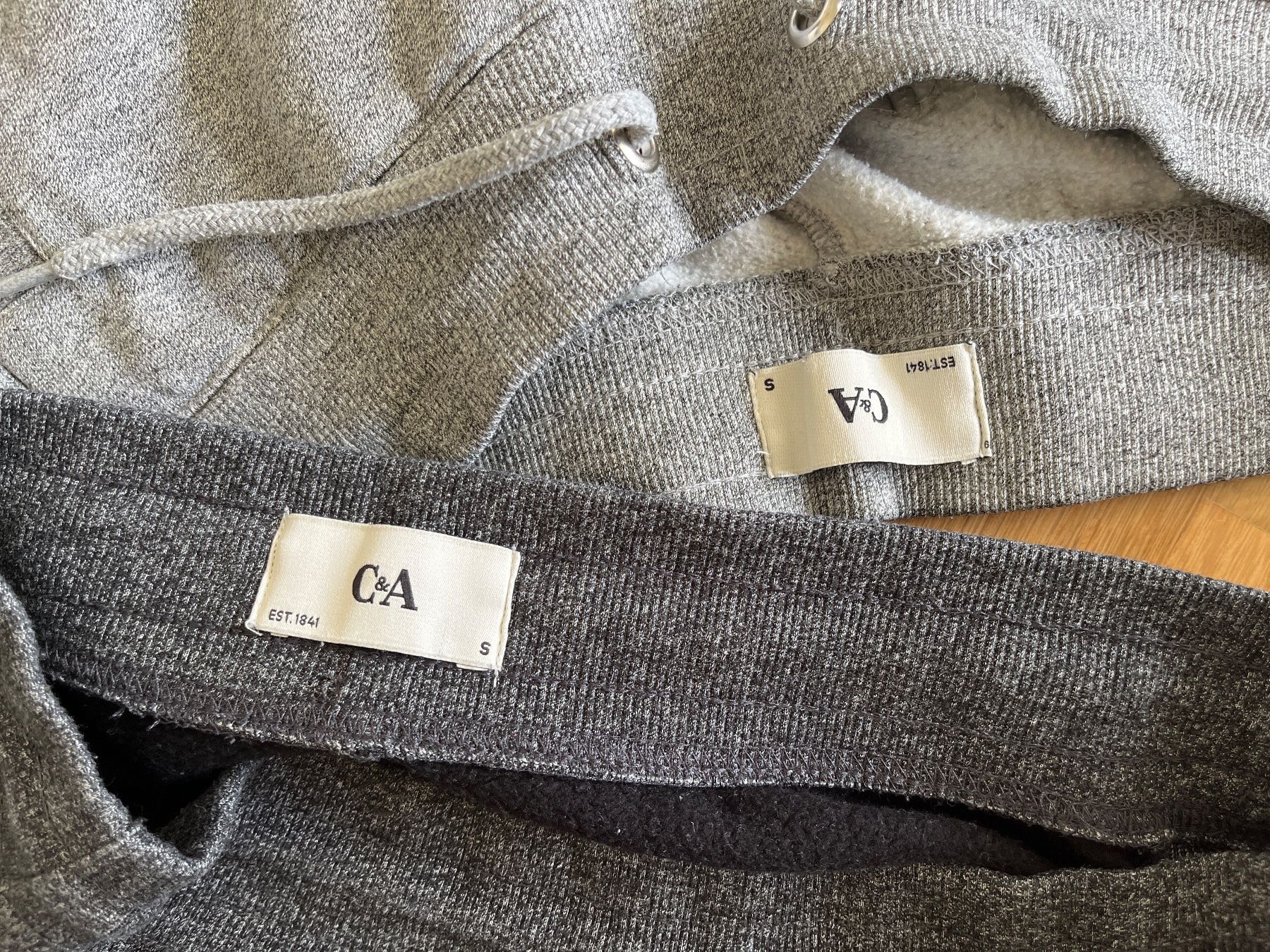 C&A Pantaloni: Trainerhosen Gr. S – Usato da Bern venduto da chrimi05 2