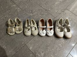Weisse Ballerinas / Sandalen