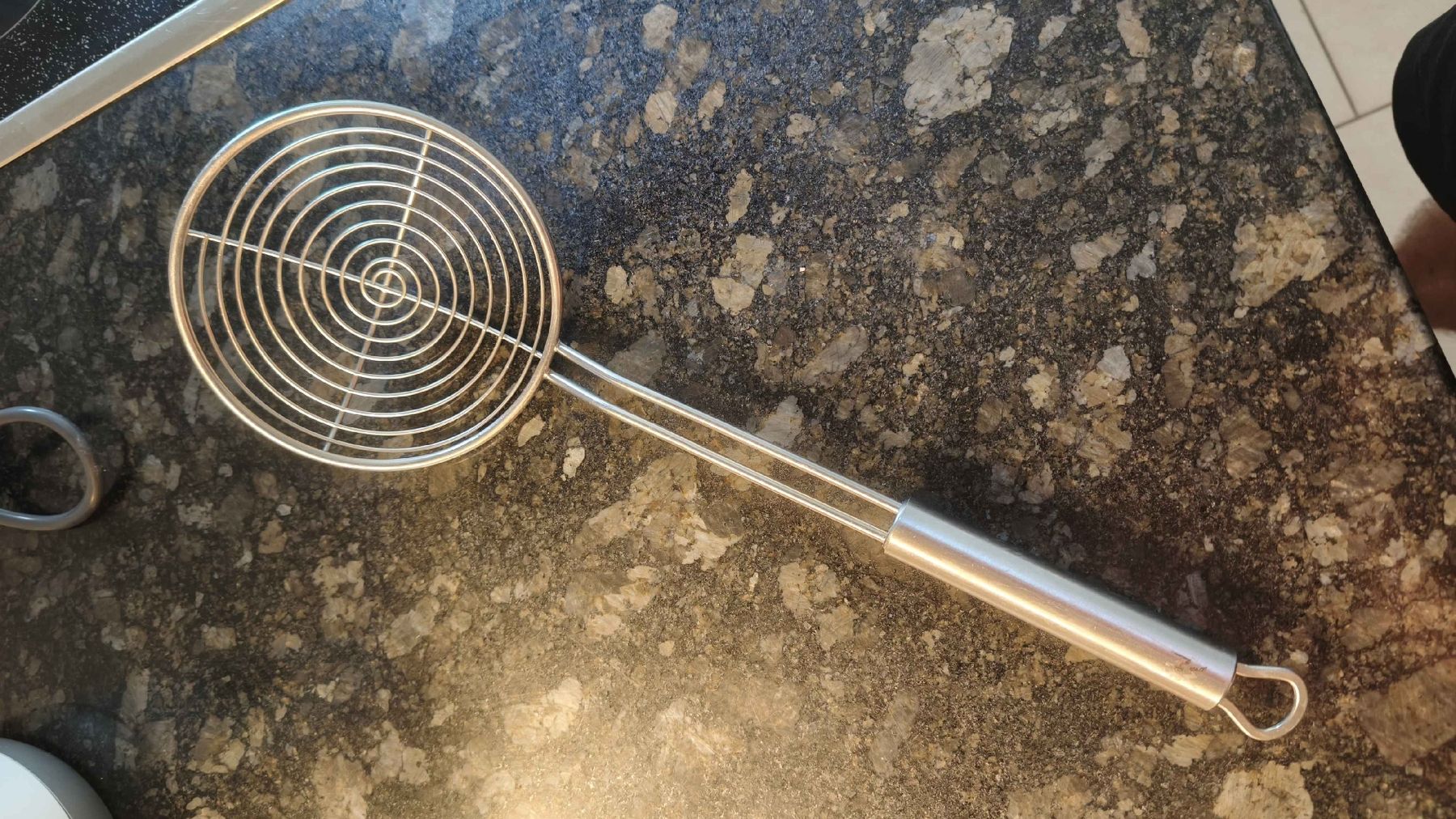 Küchengeräte: Schaumkelle Edelstahl 10 cm WMF – Gebraucht aus Winterthur von omperer